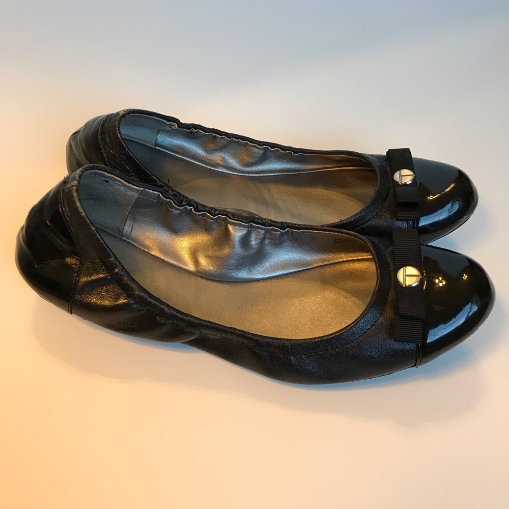 2/$20 🖤Tahari Ballet Flats🖤